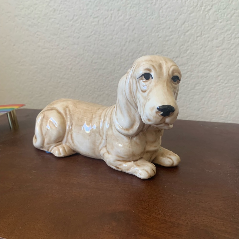 Vintage DecoRama sitting dog figurine